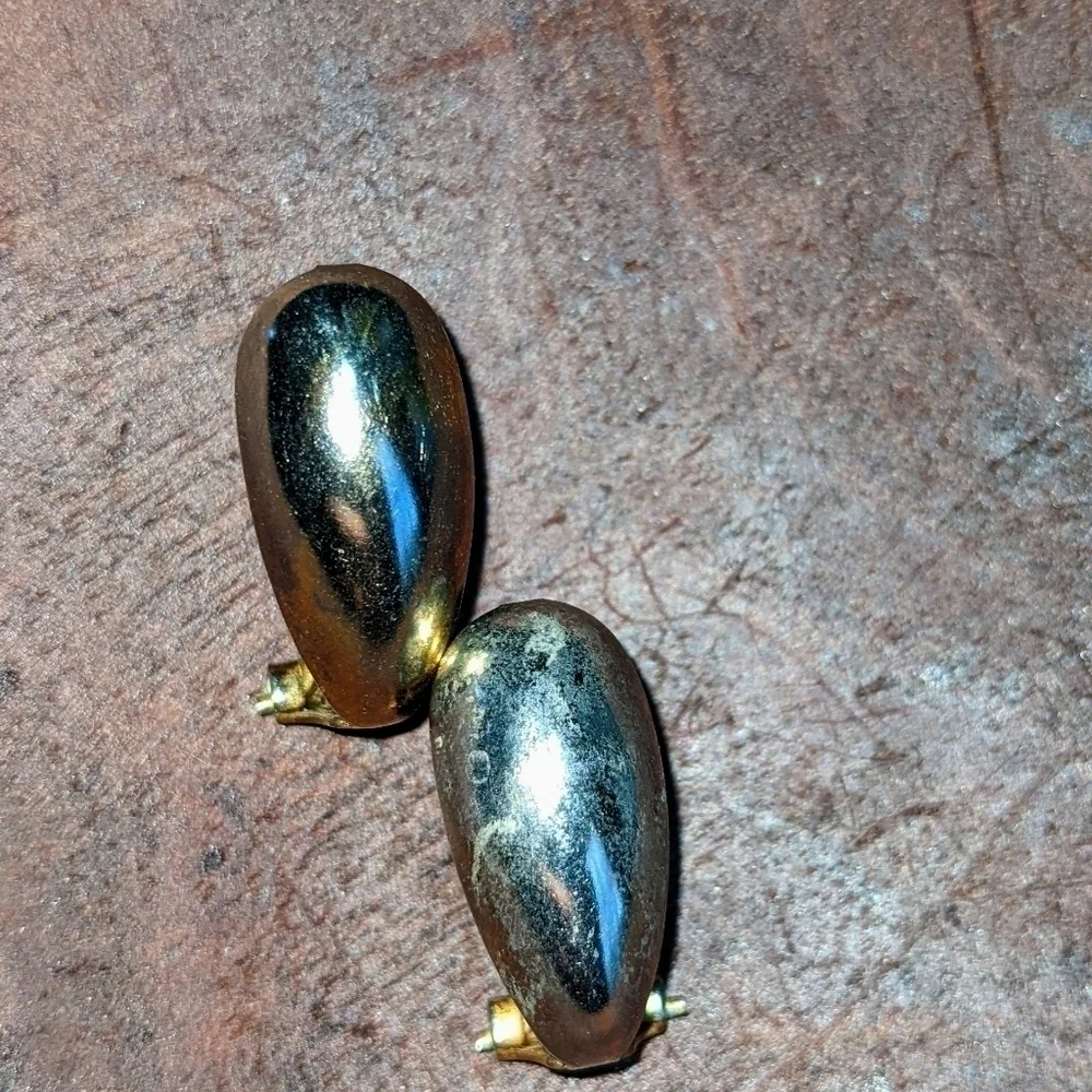 Teardrop Vintage Pierced Earrings